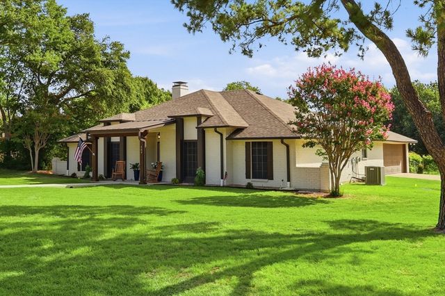 205 N FOREST Lane, Double Oak, TX 75077