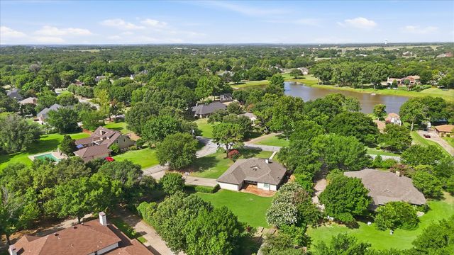 205 N FOREST Lane, Double Oak, TX 75077