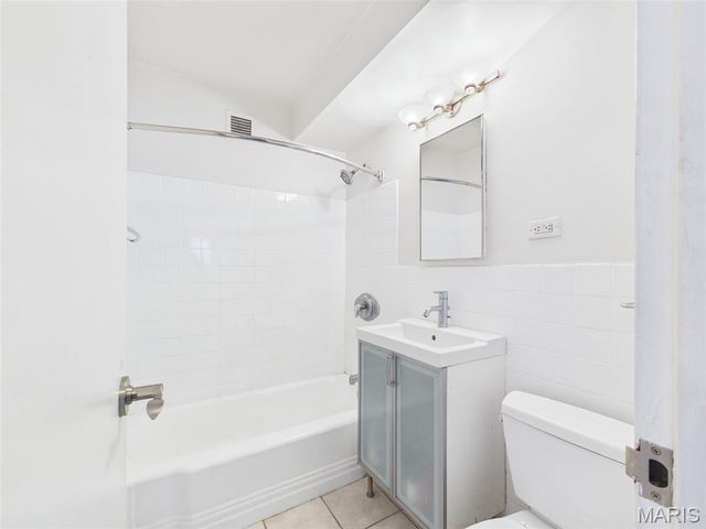 210 N 17th Street 201, St Louis, MO 63103