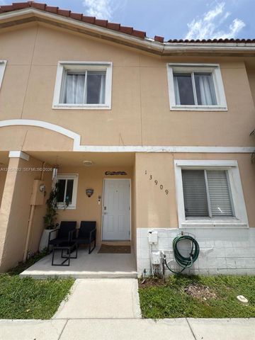 13909 SW 172nd Ln 13909, Miami, FL 33177