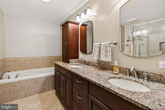 7923 VALLEYFIELD DR, Springfield, VA 22153