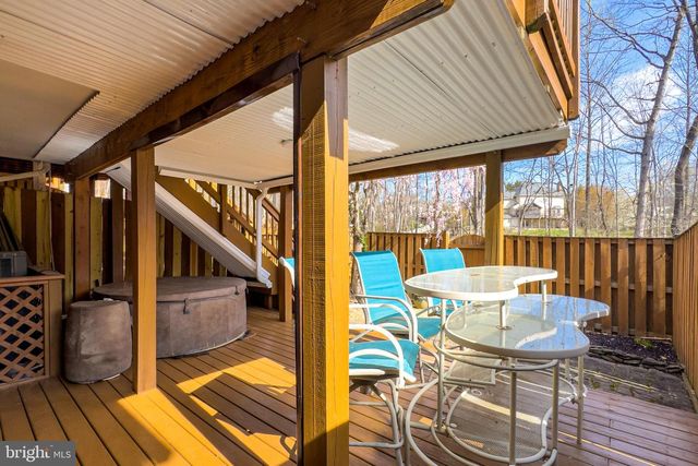 7923 VALLEYFIELD DR, Springfield, VA 22153