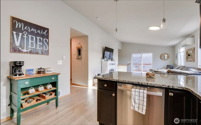 1006 Point Brown Avenue SE, Ocean Shores, WA 98569