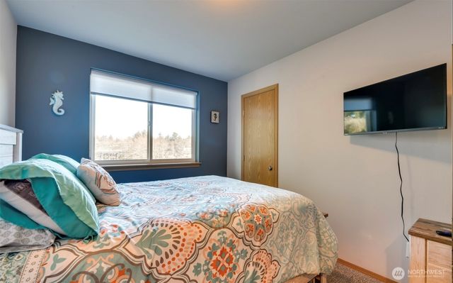 1006 Point Brown Avenue SE, Ocean Shores, WA 98569