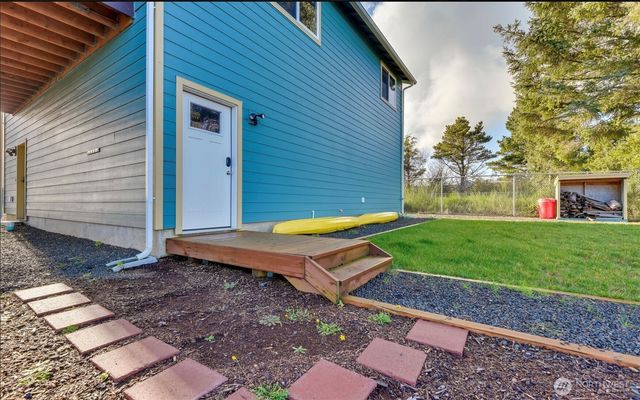 1006 Point Brown Avenue SE, Ocean Shores, WA 98569