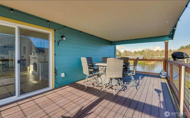 1006 Point Brown Avenue SE, Ocean Shores, WA 98569