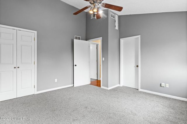 3505 Swainsboro Ct, Louisville, KY 40218