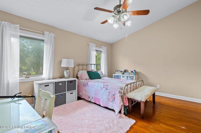 3505 Swainsboro Ct, Louisville, KY 40218
