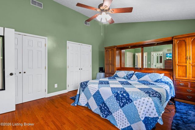 3505 Swainsboro Ct, Louisville, KY 40218
