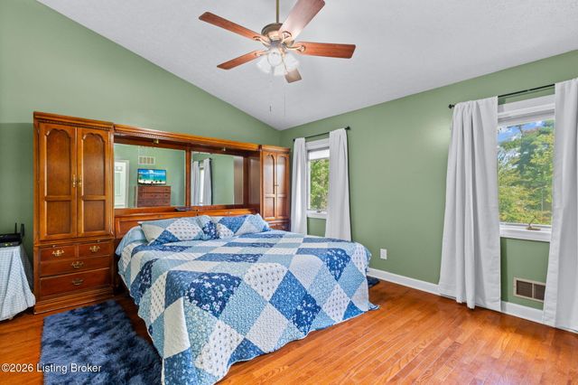 3505 Swainsboro Ct, Louisville, KY 40218