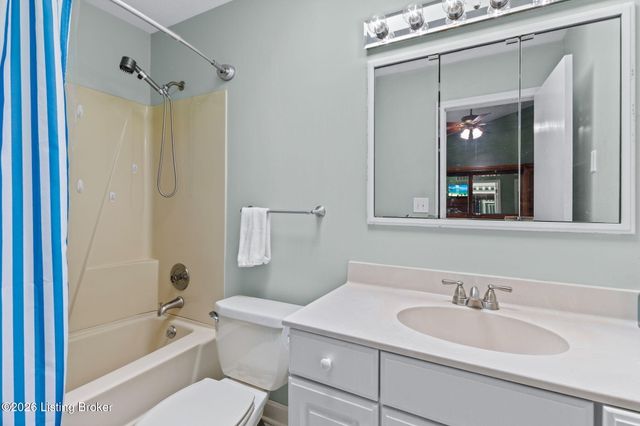 3505 Swainsboro Ct, Louisville, KY 40218