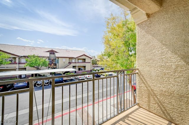 3924 Lazy Pine Street 101, Las Vegas, NV 89108