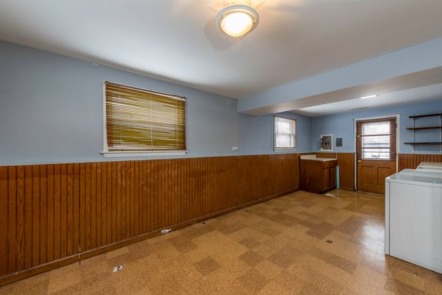 1607 N Channel Drive, Round Lake Beach, IL 60073