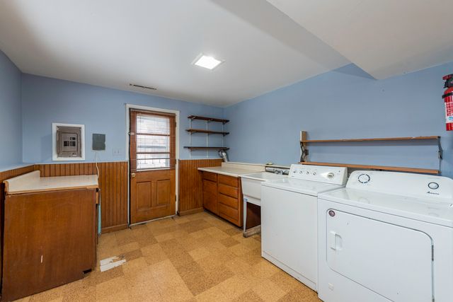 1607 N Channel Drive, Round Lake Beach, IL 60073