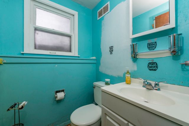 1607 N Channel Drive, Round Lake Beach, IL 60073