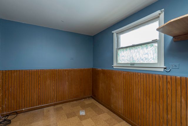 1607 N Channel Drive, Round Lake Beach, IL 60073