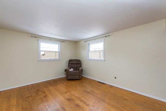 1607 N Channel Drive, Round Lake Beach, IL 60073