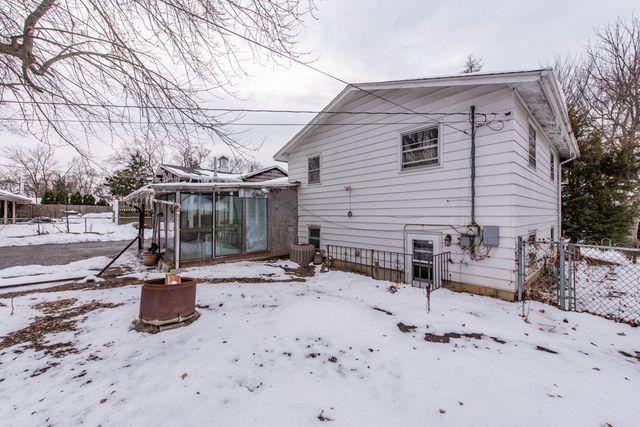 1607 N Channel Drive, Round Lake Beach, IL 60073