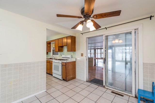 1607 N Channel Drive, Round Lake Beach, IL 60073