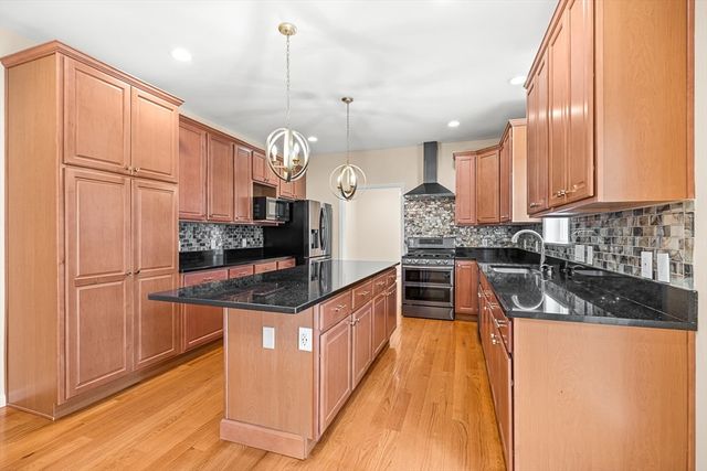 18 Grant Road, Winchester, MA 01890