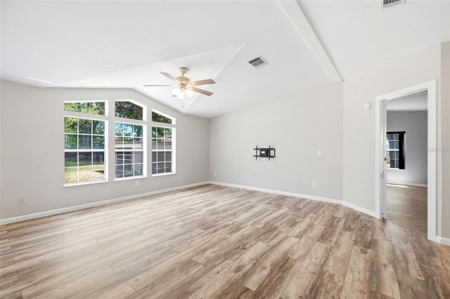 8606 BOYT ROAD, Zephyrhills, FL 33540