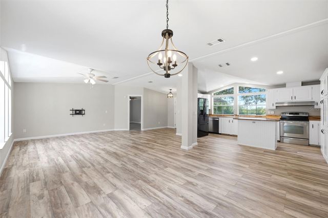 8606 BOYT ROAD, Zephyrhills, FL 33540