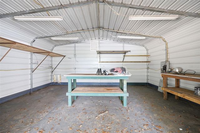 8606 BOYT ROAD, Zephyrhills, FL 33540