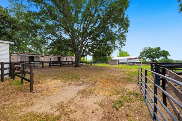 8606 BOYT ROAD, Zephyrhills, FL 33540
