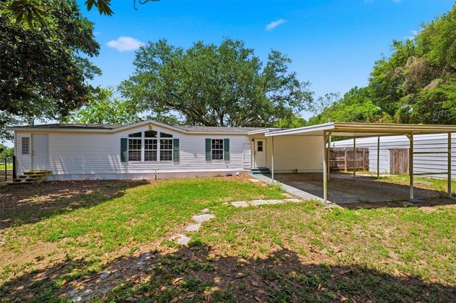 8606 BOYT ROAD, Zephyrhills, FL 33540