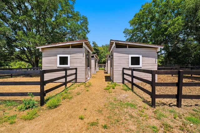 8606 BOYT ROAD, Zephyrhills, FL 33540