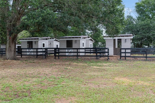 8606 BOYT ROAD, Zephyrhills, FL 33540