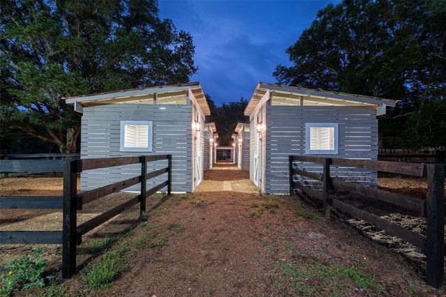 8606 BOYT ROAD, Zephyrhills, FL 33540