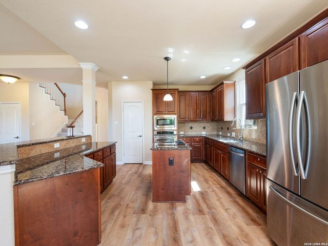 2747 Trinity View, San Antonio, TX 78261