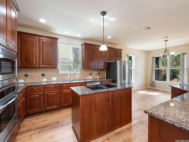 2747 Trinity View, San Antonio, TX 78261