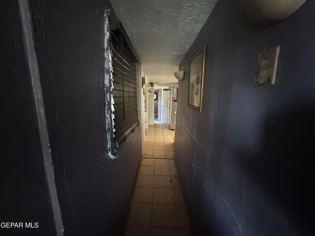 2704 Porter Avenue, El Paso, TX 79930