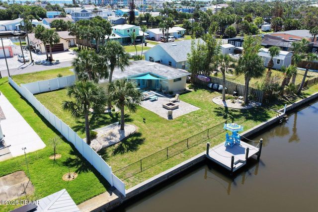 119 N Palmetto Avenue, Flagler Beach, FL 32136