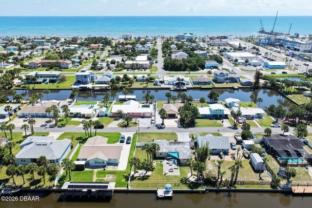 119 N Palmetto Avenue, Flagler Beach, FL 32136