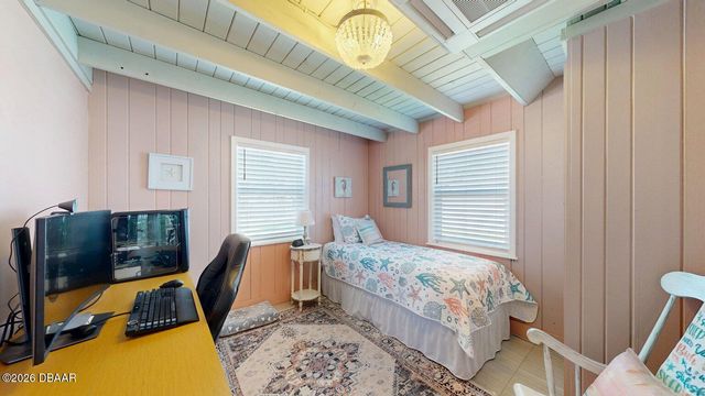 119 N Palmetto Avenue, Flagler Beach, FL 32136