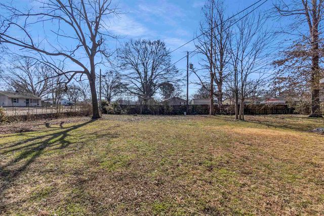 7821 NEWPORT RD, Millington, TN 38053