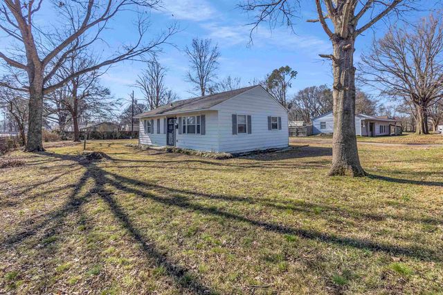 7821 NEWPORT RD, Millington, TN 38053