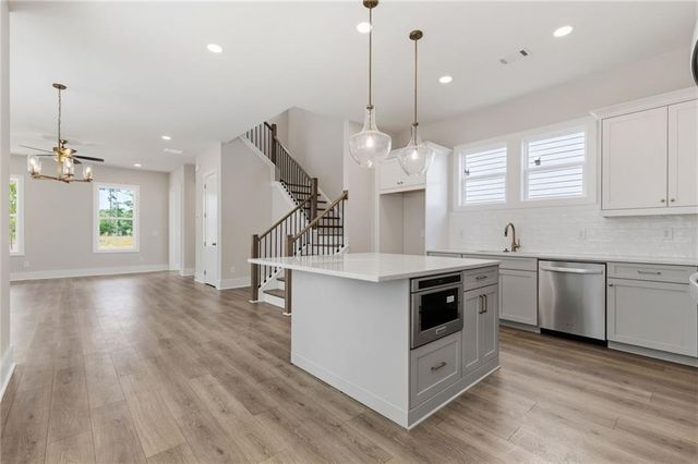 376 Summerville Lane, Athens, GA 30606