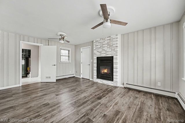 1690 Marylestone Drive, West Bloomfield Charter Township, MI 48324