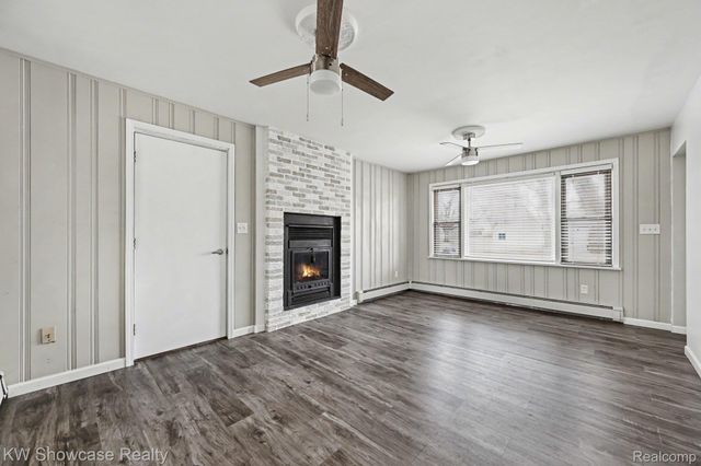 1690 Marylestone Drive, West Bloomfield Charter Township, MI 48324