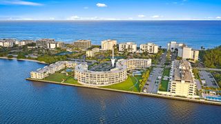 2760 S Ocean Boulevard 310, Palm Beach, FL 33480