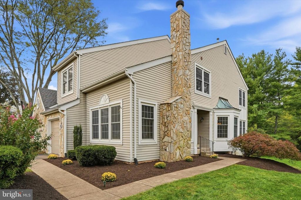 304 EAGLE LN, DOYLESTOWN, PA 18901 — exterior