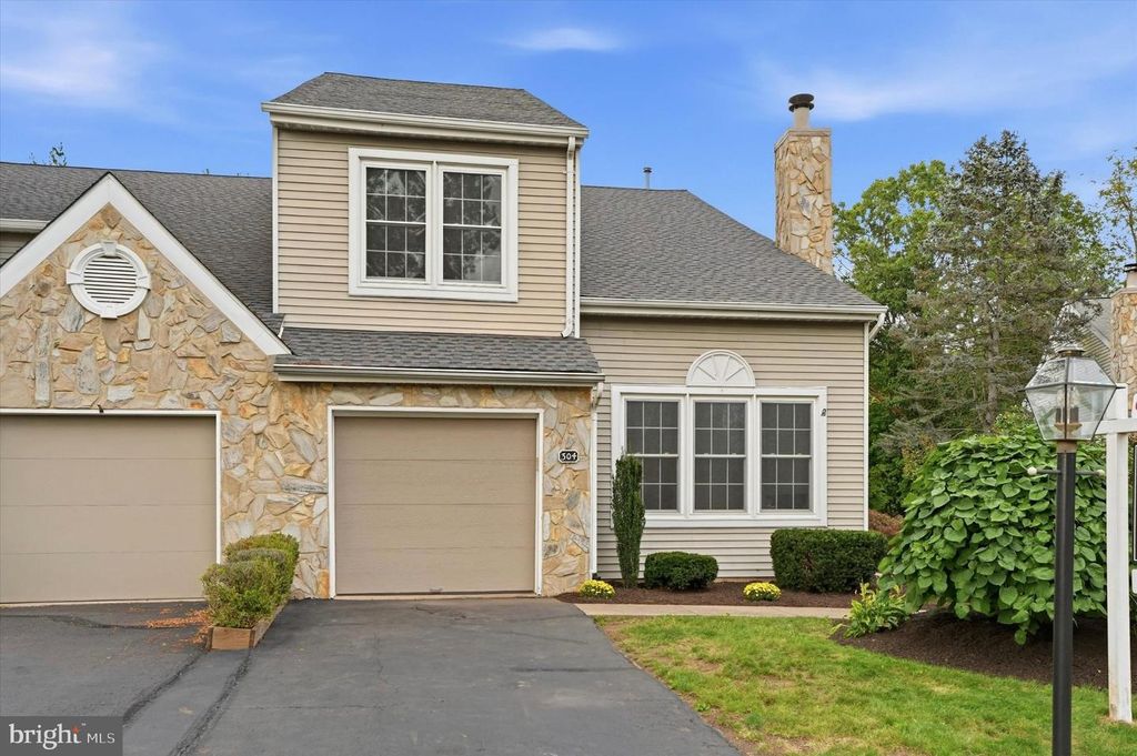 304 EAGLE LN, DOYLESTOWN, PA 18901 — photo 2