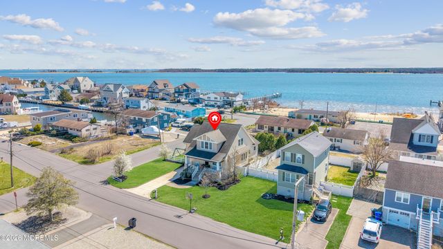 203 Riviera Drive, Toms River, NJ 08753