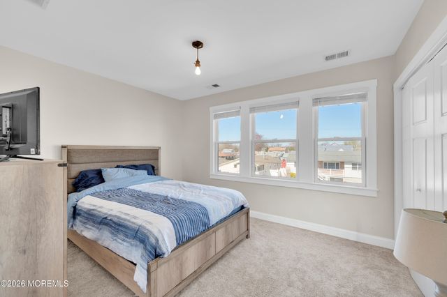 203 Riviera Drive, Toms River, NJ 08753
