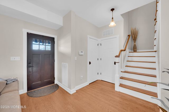203 Riviera Drive, Toms River, NJ 08753