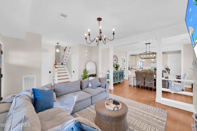 203 Riviera Drive, Toms River, NJ 08753